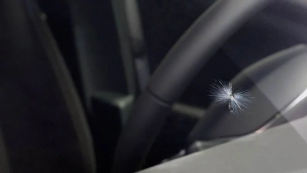 Multa DGT grieta en el parabrisas