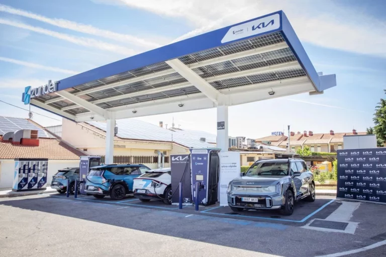 ¿Tienes un Kia electrificado? Apúntate a cargar más barato