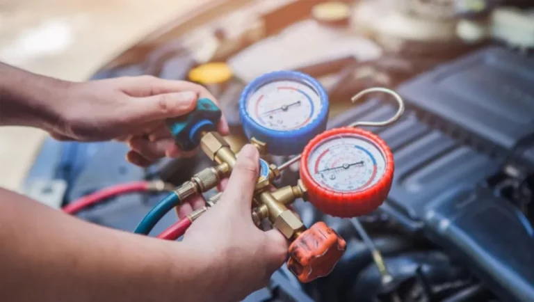 Cómo limpiar el condensador del aire acondicionado del coche y ahorrar hasta 100 euros en el taller