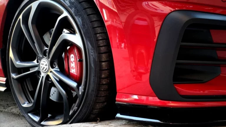 Un mecánico te lo deja claro con este coche de ocasión: ‘No te lo compres, es uno de los coches más manipulados’