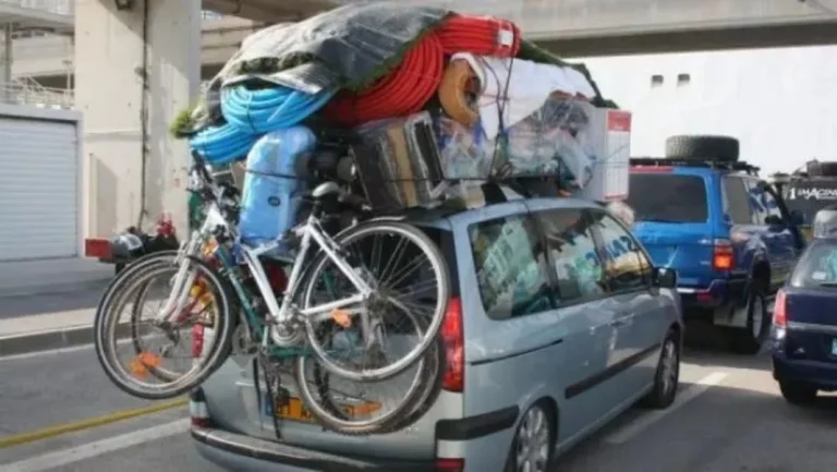 Equipaje de verano: 4 tips que los que más saben de tu coche te dan para que no te multen