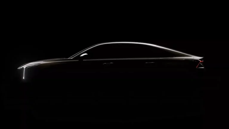 Kia K8: Una interesante berlina que cambia de forma radical