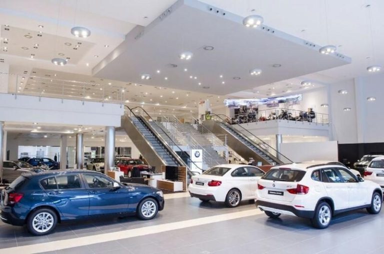 Ni Canalcar, ni Yamovil, ni Autofesa quieren que sepas los 10 errores que todos cometen al comprar un coche de segunda mano