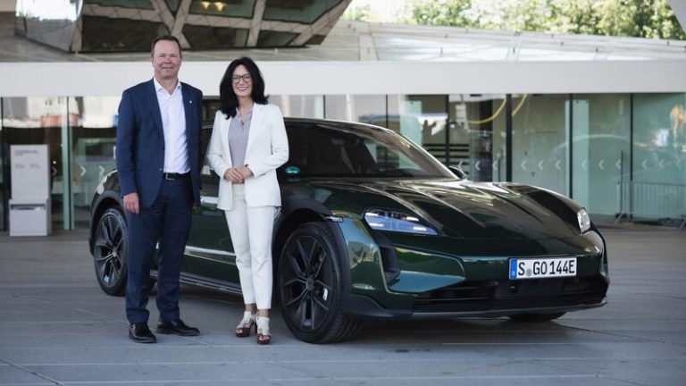 El proyecto de Porsche para reducir su huella de carbono gracias al aluminio