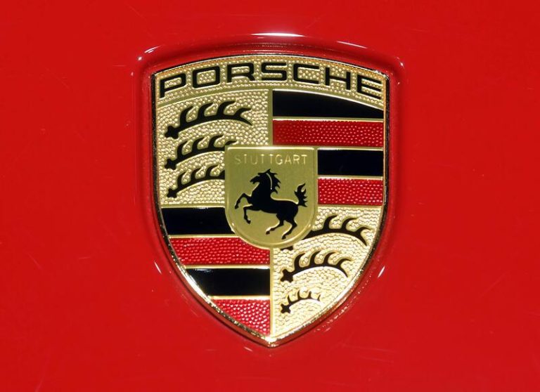 ¿Porsche se tambalea?: Reduce un 20% su beneficio operativo