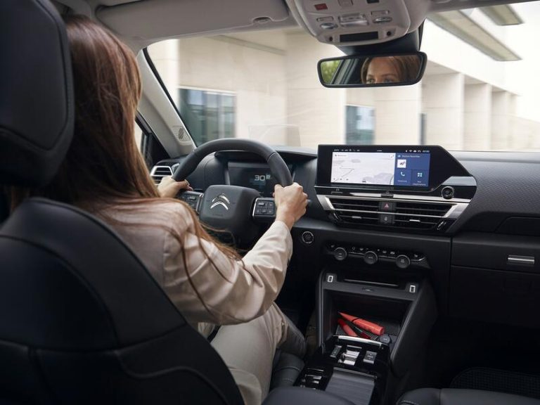 Citroën añade la navegación con ChatGPT en sus modelos