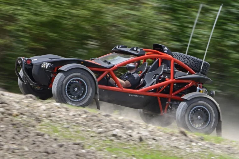 Ariel Nomad 2: el buggy que esconde el motor de un Focus ST