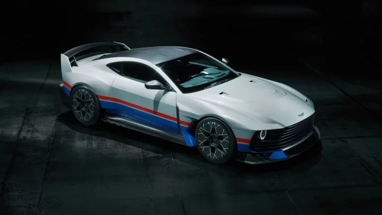 El Aston Martin Valiant abandera las novedades que la casa británica exhibirá en Goodwood