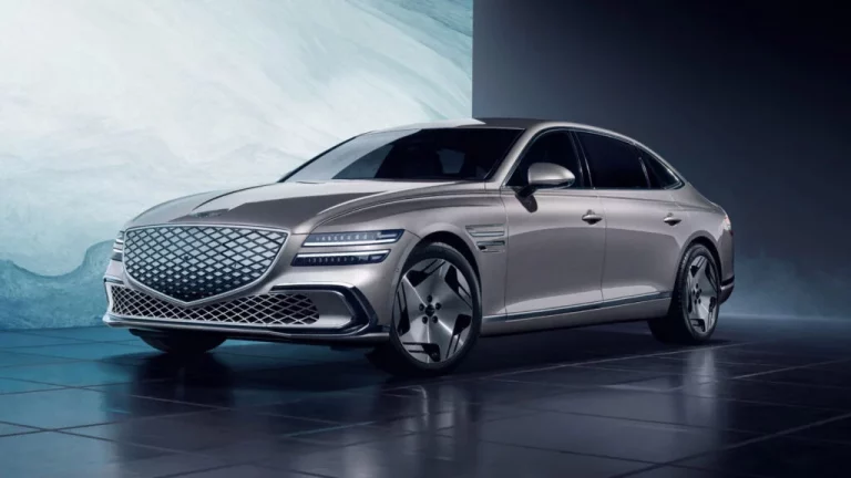 El Genesis G80 eléctrico recibe una actualización que incluye una pantalla ¡de 27 pulgadas!