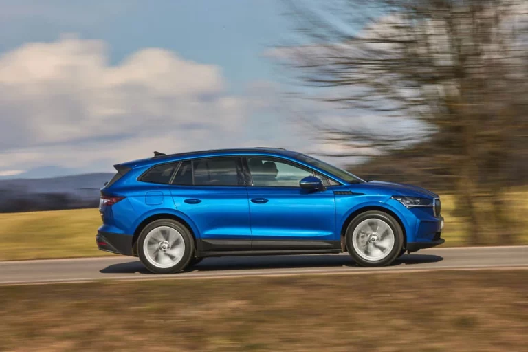 El Škoda Enyaq amplía su gama con las versiones más accesibles