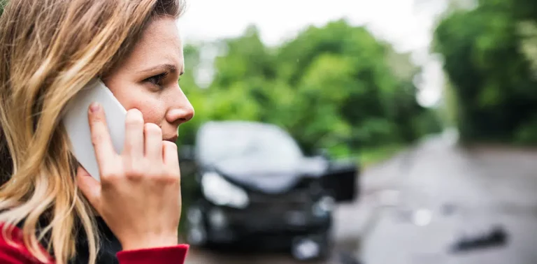Quienes más saben de incidentes en carretera te dicen cómo actuar si te pasa en estas vacaciones