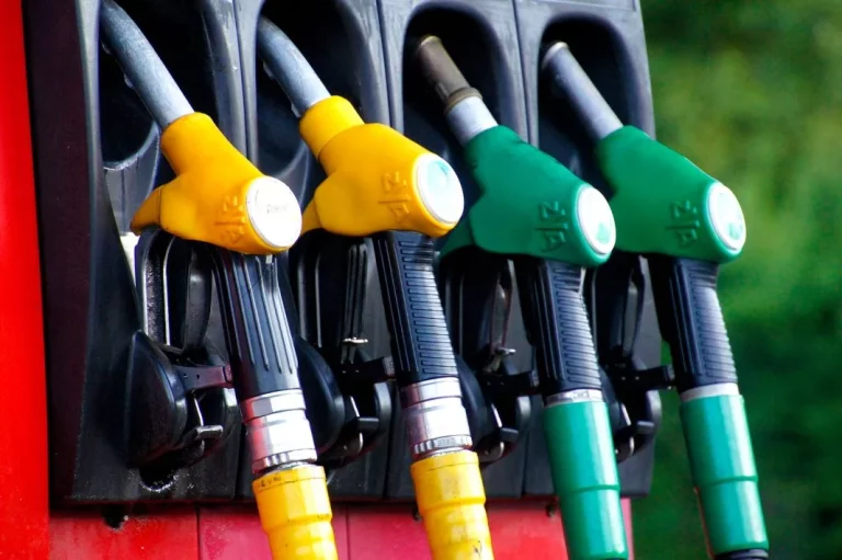El cambio radical en el carburante que Repsol, Cepsa, BP o Galp han ideado para estas vacaciones