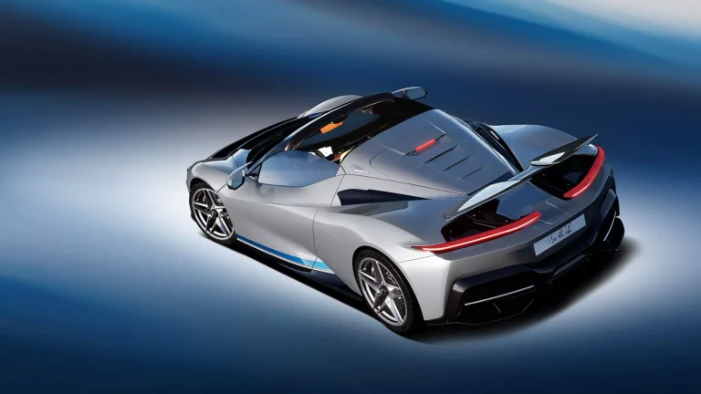 Pininfarina Battista Targamerica: Un one-off para perder la cabeza. Y el techo