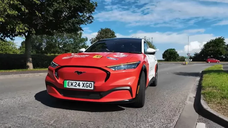 El Ford Mustang Mach-E se anota otro Guinness World Records