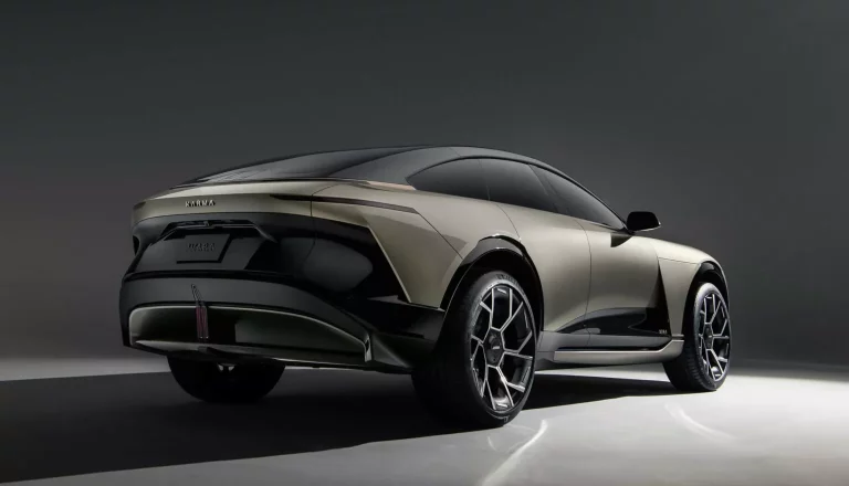 Karma sorprende en Monterey para apuntar a Aston Martin, Ferrari, Lotus…