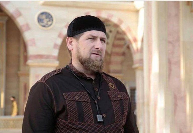 Negativo, no: Elon Musk niega haberle regalado un Cybertruck a Ramzan Kadyrov