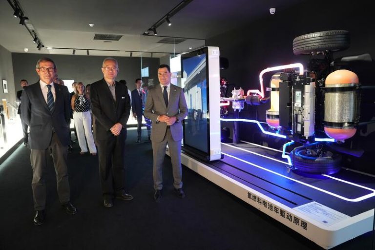 Jaén tendrá una fábrica de coches eléctricos: Lo dice Juanma Moreno Bonilla