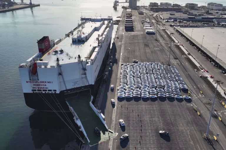 Canadá se convierte en el nuevo destino de los coches chinos: así entrarán BYD y Geely gracias a un acuerdo comercial