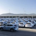Volkswagen pide más aranceles a los coches chinos mientras Ford y Stellantis fabrican en España