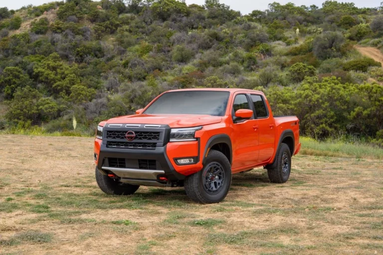 Nissan Frontier 2025: El Nissan Navara continúa actualizándose en América