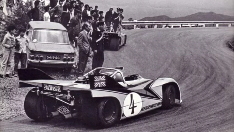 Cuando la Targa Florio se corría por carreteras de Sicilia abiertas al tráfico y en un Porsche 908