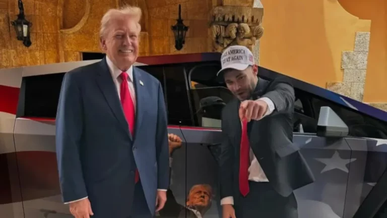 Así es el tuneado Tesla Cybertruck que le ha regalado el instagramer Adin Ross a Donald Trump