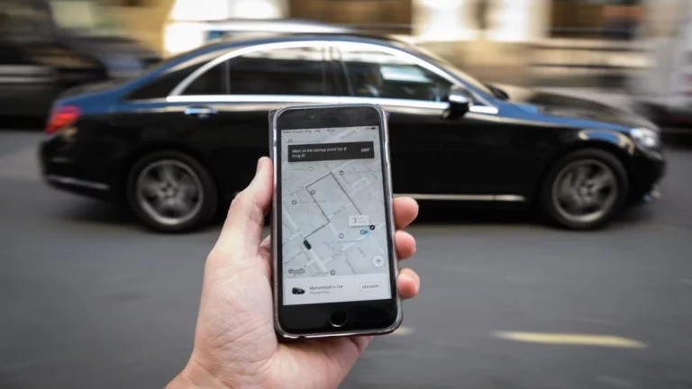 ¿Por qué los conductores de Uber y Cabify no usan Waze ni Google Maps? La respuesta es sencilla
