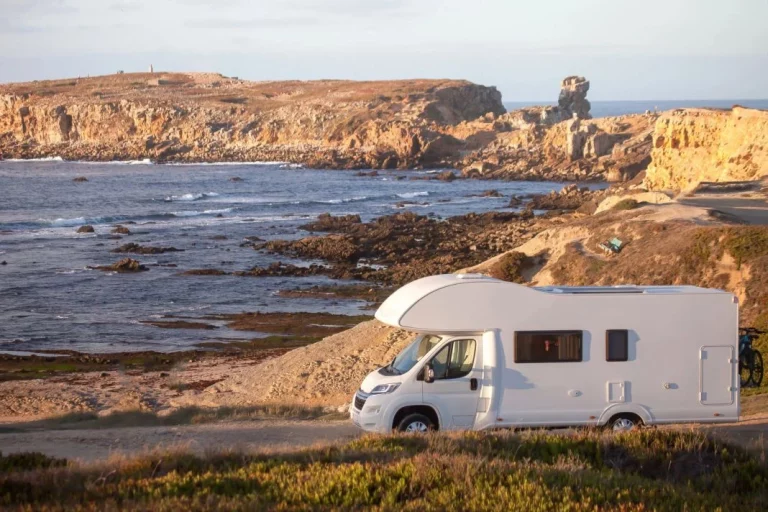 6 destinos ideales para visitar en enero con tu camper por menos de 100 euros la noche