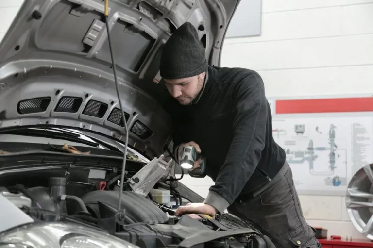 ¿Cuánto dura una batería de coche?