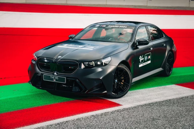 ¿Quieres un BMW M5 gratis? Sólo tienes que ser el más rápido en MotoGP