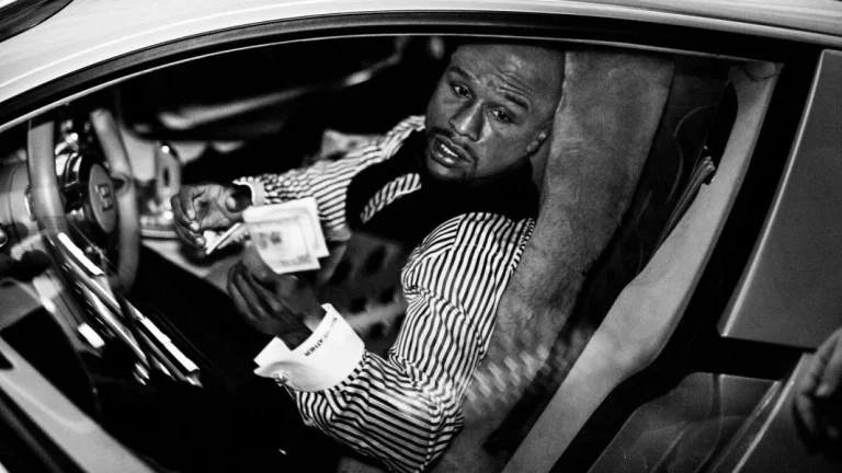 El impresionante coche que se ha comprado Floyd Mayweather a juego con su Richard Mille