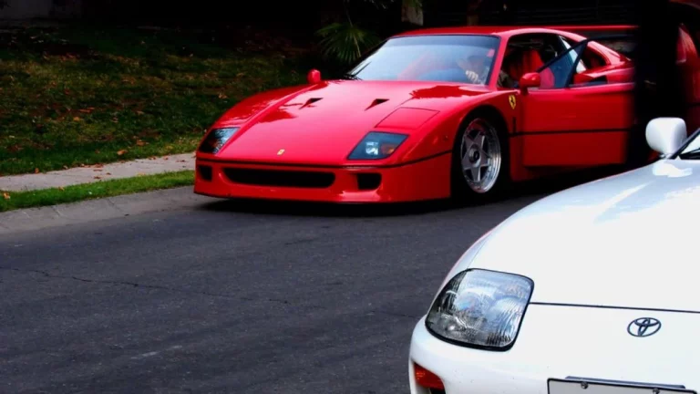 El día en el que se enfrentaron un Ferrari F40 y un Toyota Supra a más de 300 km/h