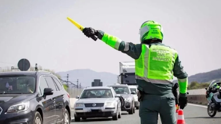 La DGT se va a sentar en el banquillo de los acusados: ‘Las multas no son válidas’