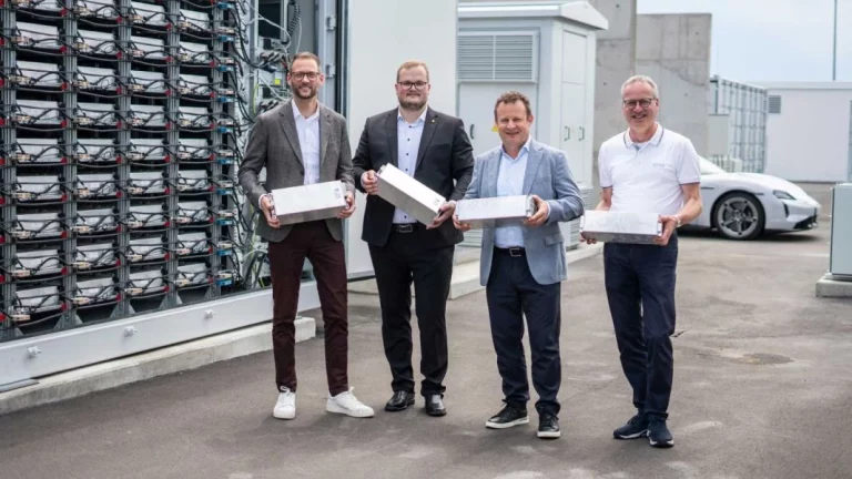 Porsche ofrece un práctico ‘refugio’ para los amantes de la aventura