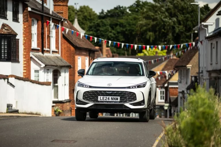 El nuevo MG HS, al detalle en fotos y vídeo