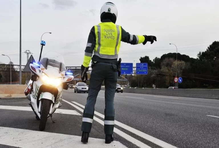 Si sales de viaje presta atención a estos tramos de carretera: La Guardia Civil los va a mirar con lupa