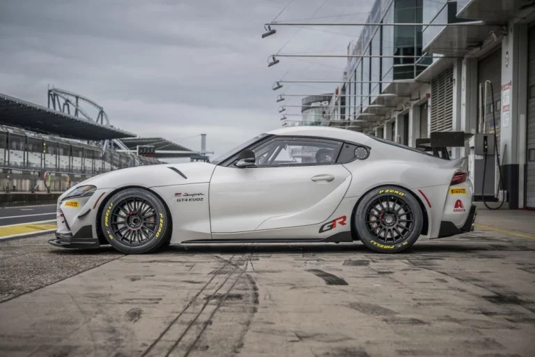 El Toyota GR Supra GT4 Evo2 ya está listo para la temporada 2025