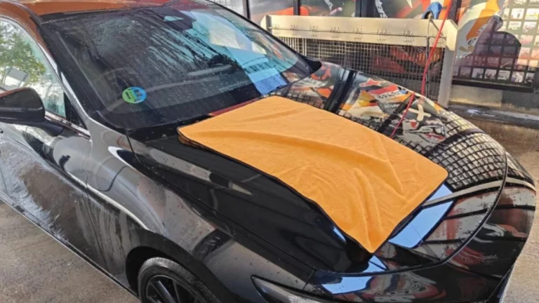 10 grados en 10 segundos: el truco para enfriar tu coche cuando se derrite