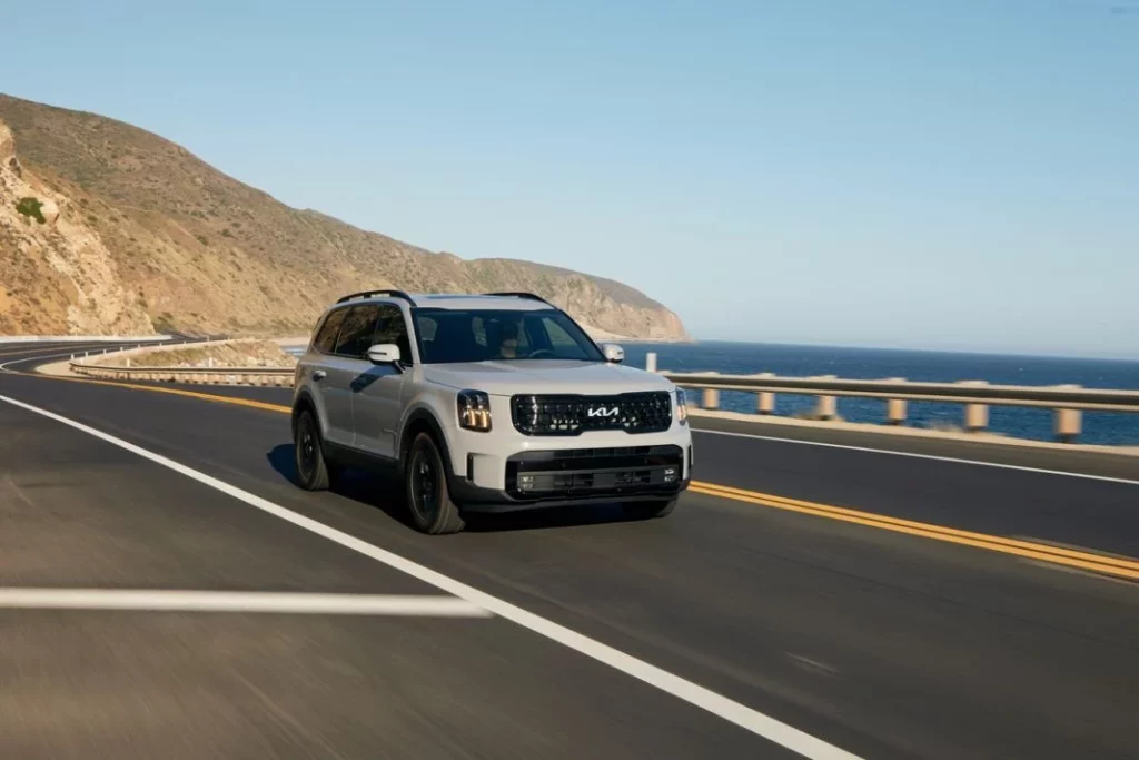 Los primeros detalles del nuevo Kia Telluride y su apuesta por la electrificación 2 Motor16 2024 Kia Telluride. Imagen portada.