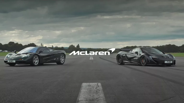 El youtuber que estrella su McLaren de 200.000 euros por mirar el móvil. Pero eso no es lo peor que hace
