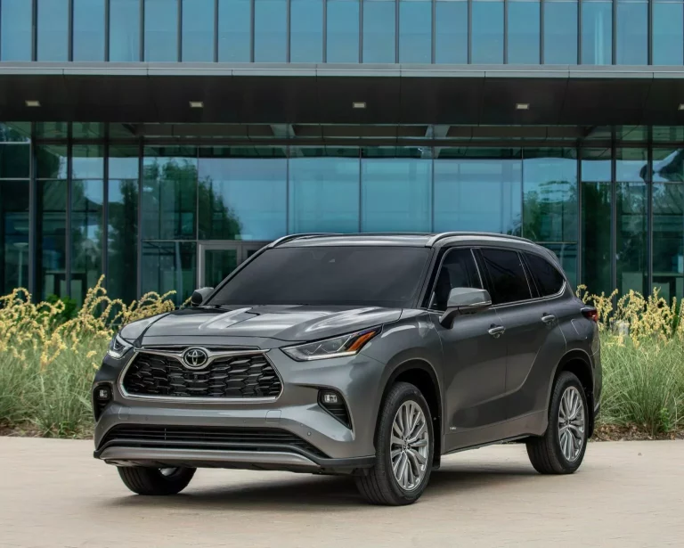 El Toyota Highlander se pone a tono para celebrar sus 25 primaveras