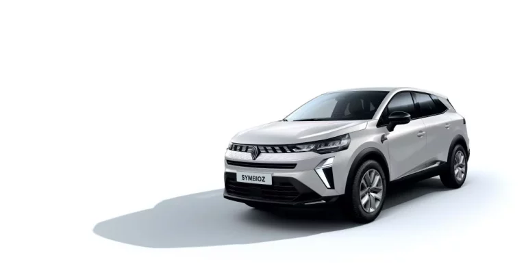 El Renault Symbioz estrena acabado de acceso para ahorrar 2.500 euros