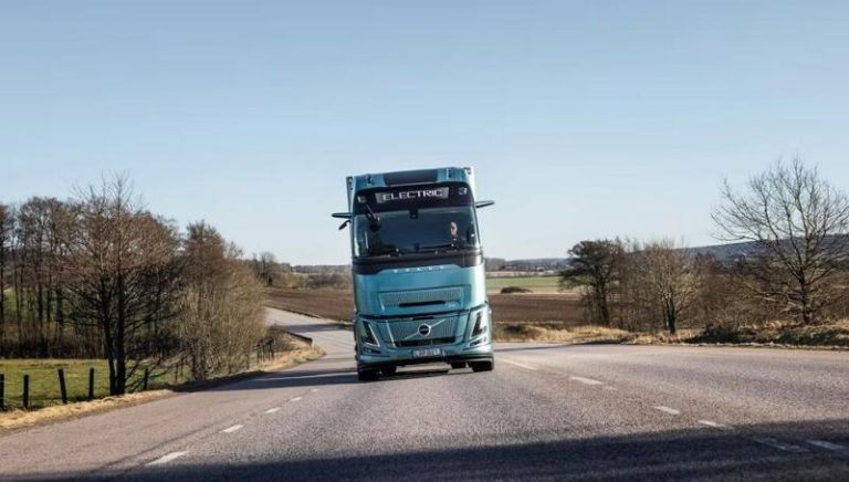 El camión eléctrico de Volvo tendrá 600 kilómetros de autonomía. Tiembla Tesla Semi