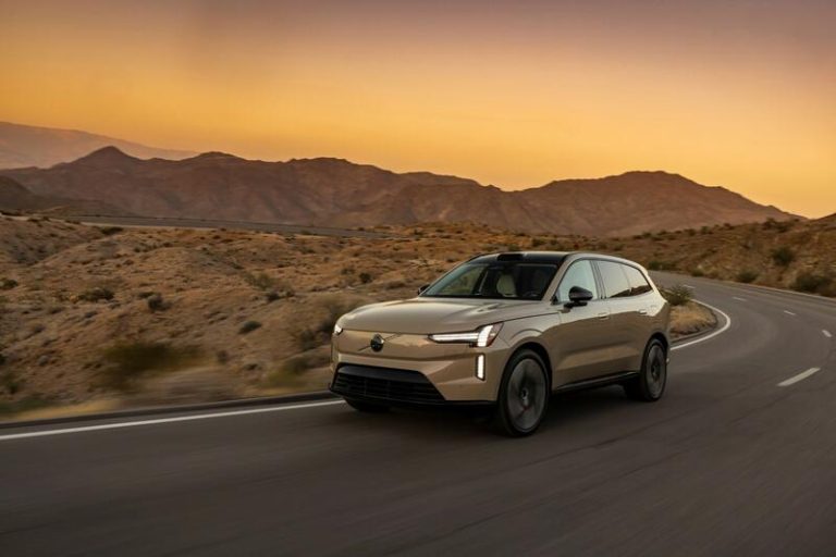 Tras retrasos por problemas de software, el Volvo EX90 empieza a ser entregado