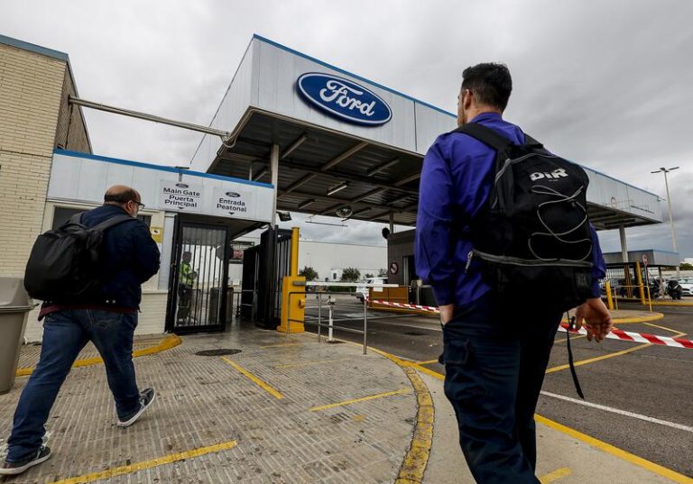 En la planta de motores de Ford Almussafes sobra el 50% del personal