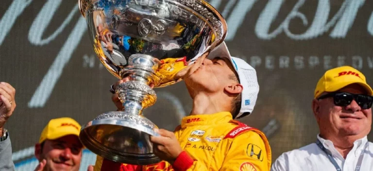 Alex Palou, camino de la leyenda con su tercer título en el Indycar