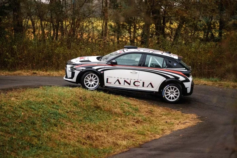 El Lancia Ypsilon Rally4 HF, en Balocco y con el ‘jefe’ al volante