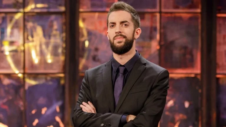 David Broncano barre a Pablo Motos no solo en audiencia, también sobre cuatro ruedas