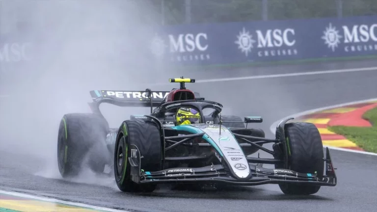 ¡Atento fan de la Fórmula 1! Puedes ganar una experiencia exclusiva con el equipo Mercedes-AMG Petronas