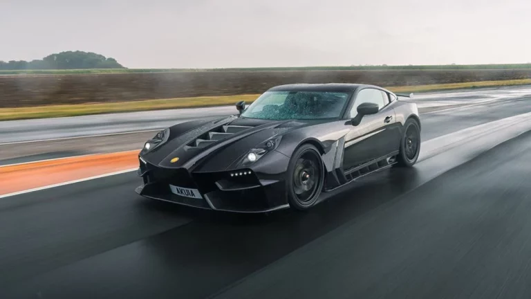 Ginetta Akula, el superdeportivo 100 % británico